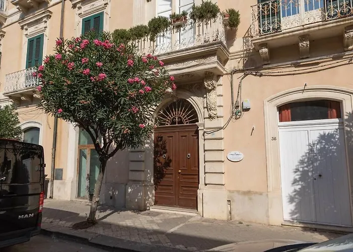 Anticitera Apartment