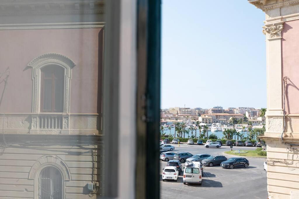 Anticitera Apartment Syrakus